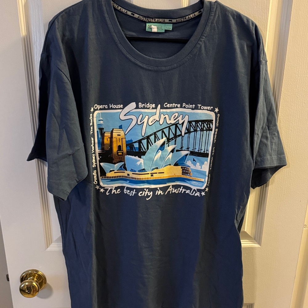 Sydney Graphic Short Sleeve Tee - Navy Blue